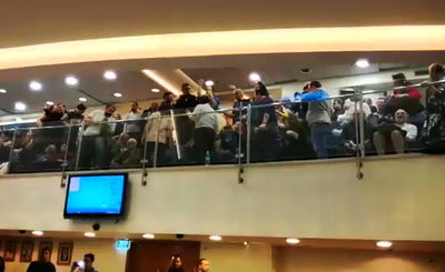 הדיון הסוער בעירייה