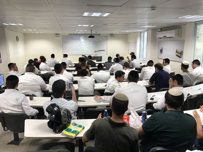 המחזור האחרון של התלמידים במכינה החרדית.