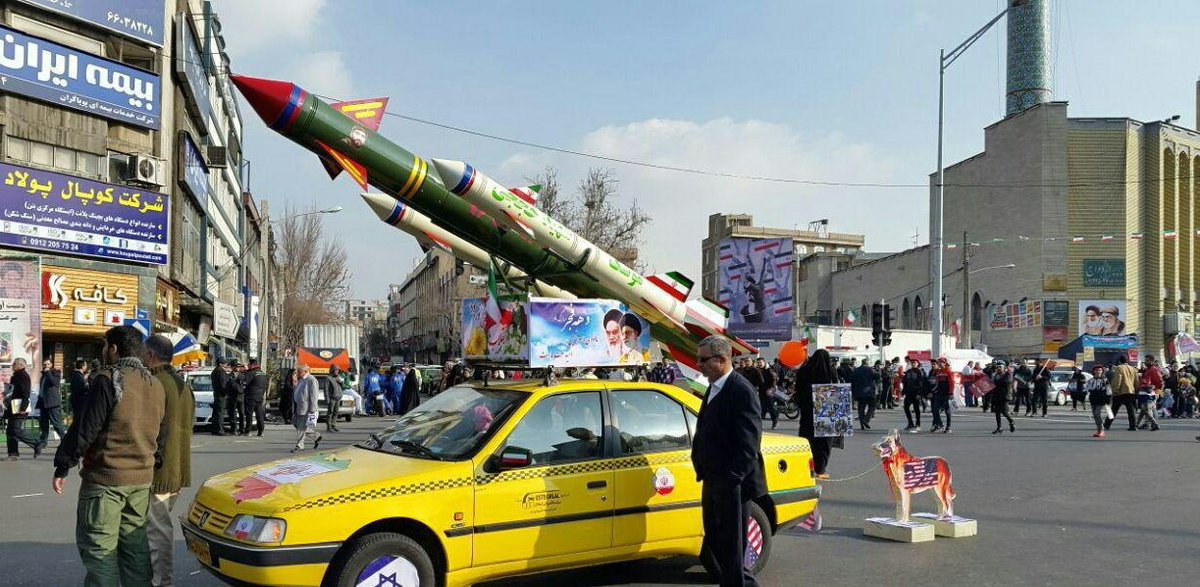 מיליונים צעדו מול "מזימות ארה"ב והציונים"