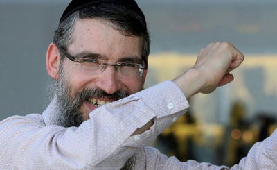 זה השיר הכי מושמע בשבוע האחרון ברדיו החרדי