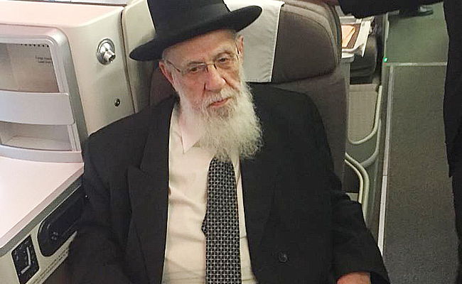 הגר"ש כהן במטוס