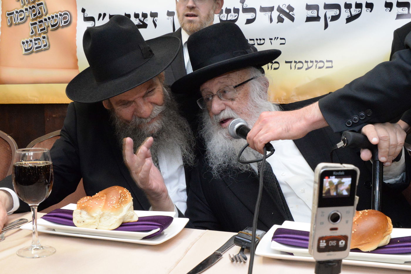 תיעוד ענק: הכנסת ס"ת לע"נ רבי יעקב אדלשטיין זצ"ל