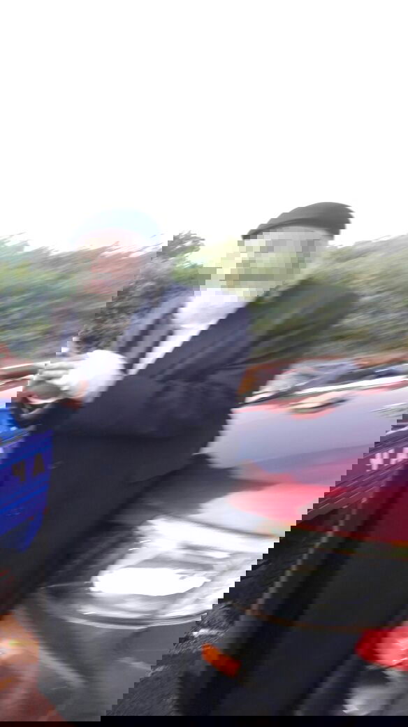 המשגיח בעת מעצרו בקניה