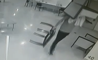 הגיע לטיפול בבית החולים וגנב ציוד • צפו