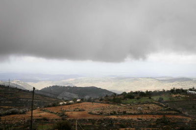 ענני גשם מעל גוש עציון