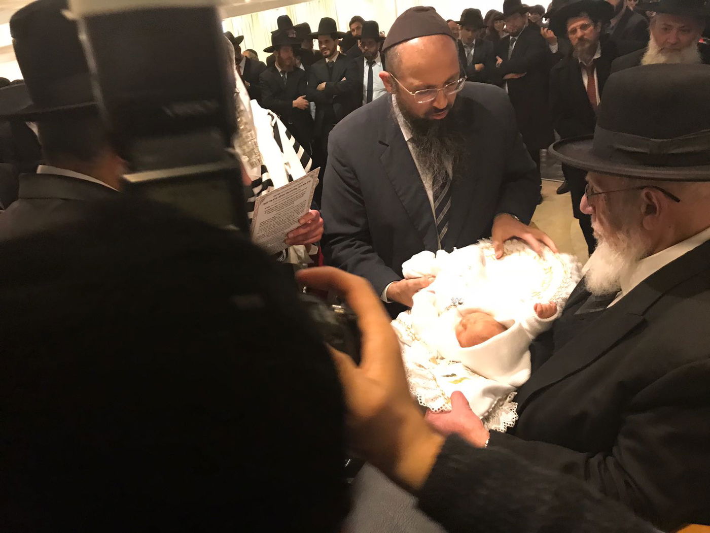 נשיא המועצת כובד בסנדקאות לנכד השר דרעי