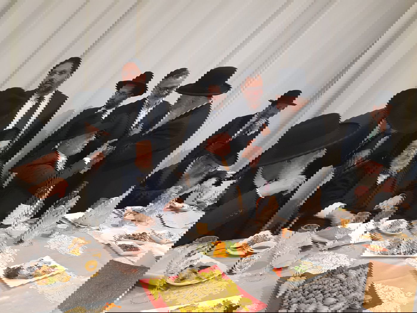 תיעוד: שמחת חתונת בן הגר"נ מרג'ן עם בת הרב ליאור גבאי