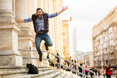 איך לקבל אושר וכיצד להתגבר על השנאה?