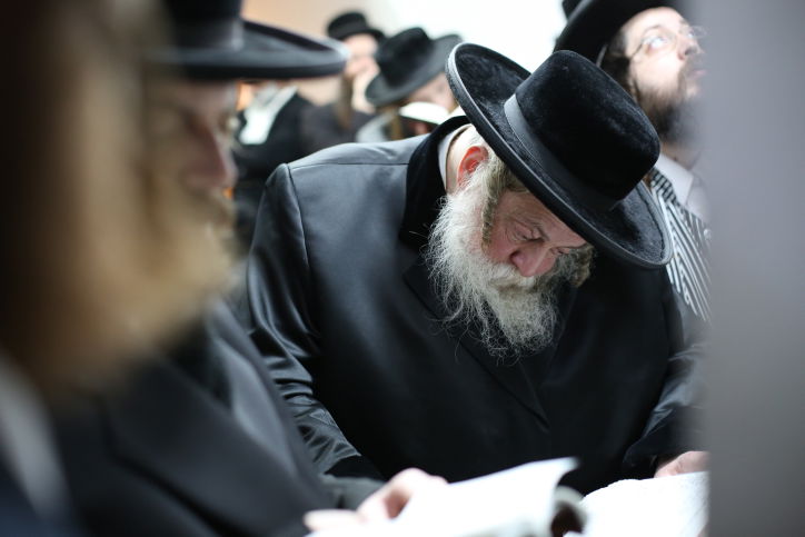 צפו: תפילת האדמו"ר מתולדות אברהם יצחק במירון