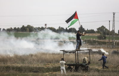 מחבלים מתגרים בצה"ל סמוך לגבול עזה, ארכיון