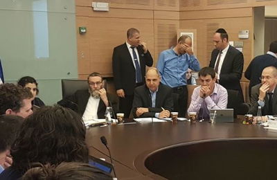 ח"כ משה גפני על שמוליק גרינברג: "יצא ממנו משהו נורמלי" • צפו