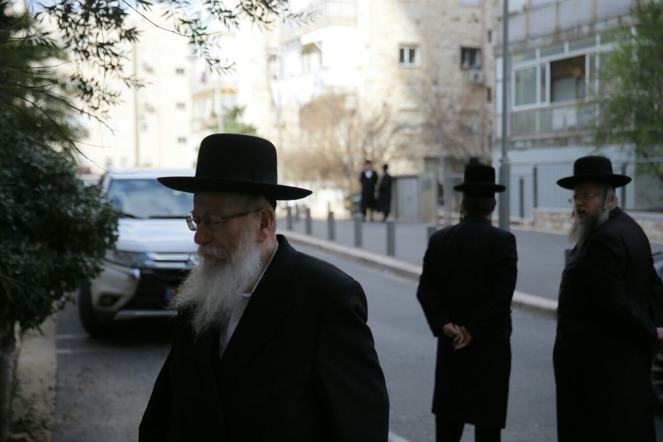 תיעוד: המועצת החסידית מתכנסת בירושלים