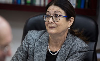 הנשיאה חיות