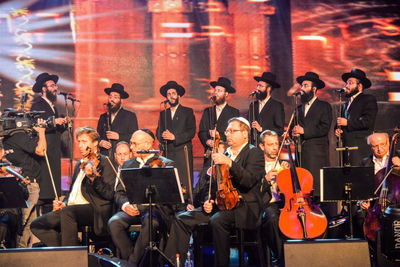 'נרננה' דסקל ולוטרמן מגישים: "חייב איניש לבסומי"