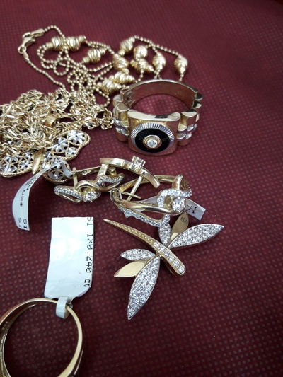 חלק מהגניבות שנתפסו