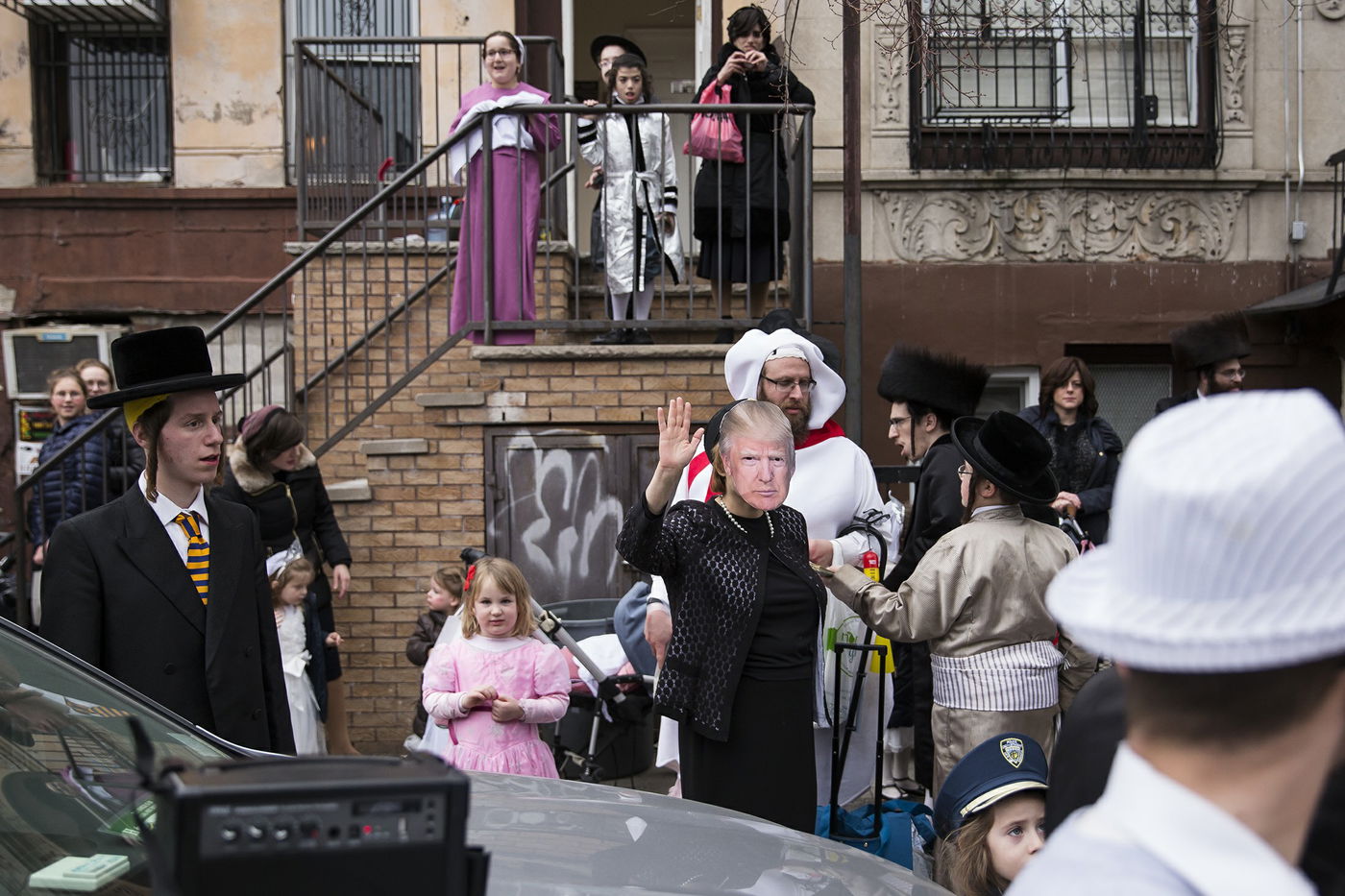 חגיגת פורים בויליאמסבורג: שריפת דגל ישראל