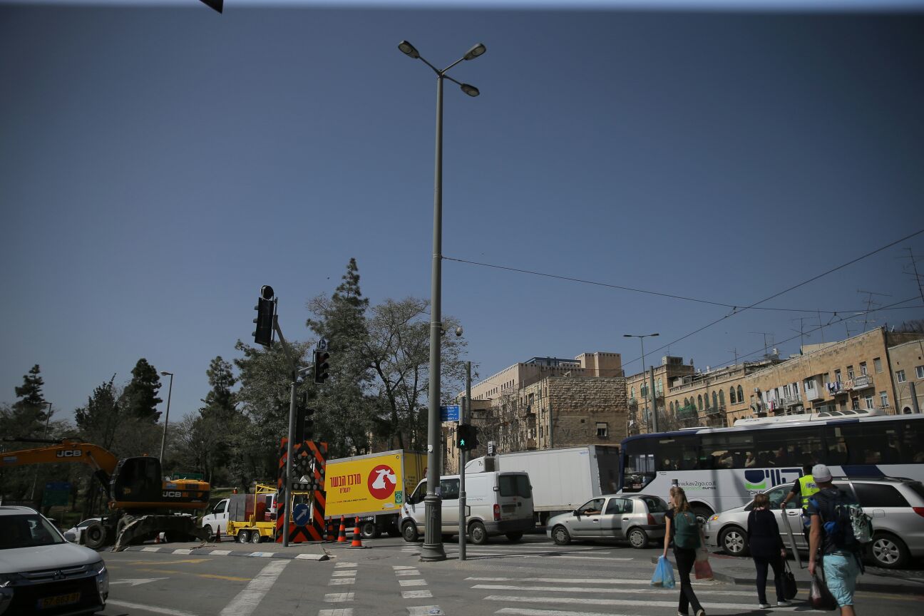 ירושלים נצורה: פקקי ענק ונהגים מתוסכלים