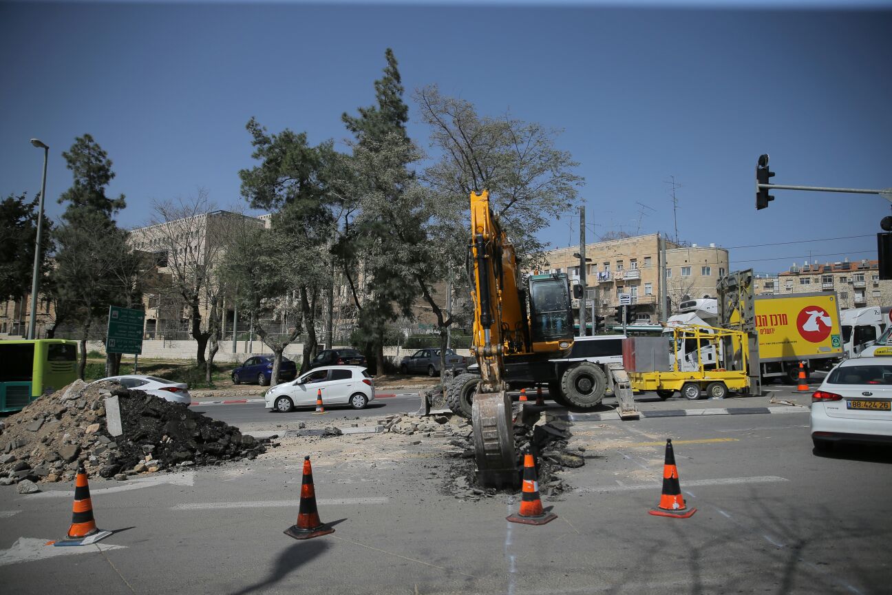 ירושלים נצורה: פקקי ענק ונהגים מתוסכלים