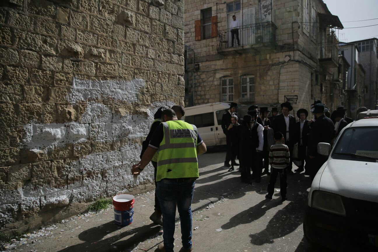 מאה שערים: ה'הזמנה' לליברמן נמחקה • צפו