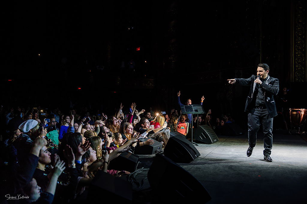 גד אלבז פתח סבב הופעות בניו יורק • גלריה