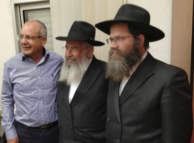 היו"R הנבחר עם המרא דאתרא ויו"ר המועצה