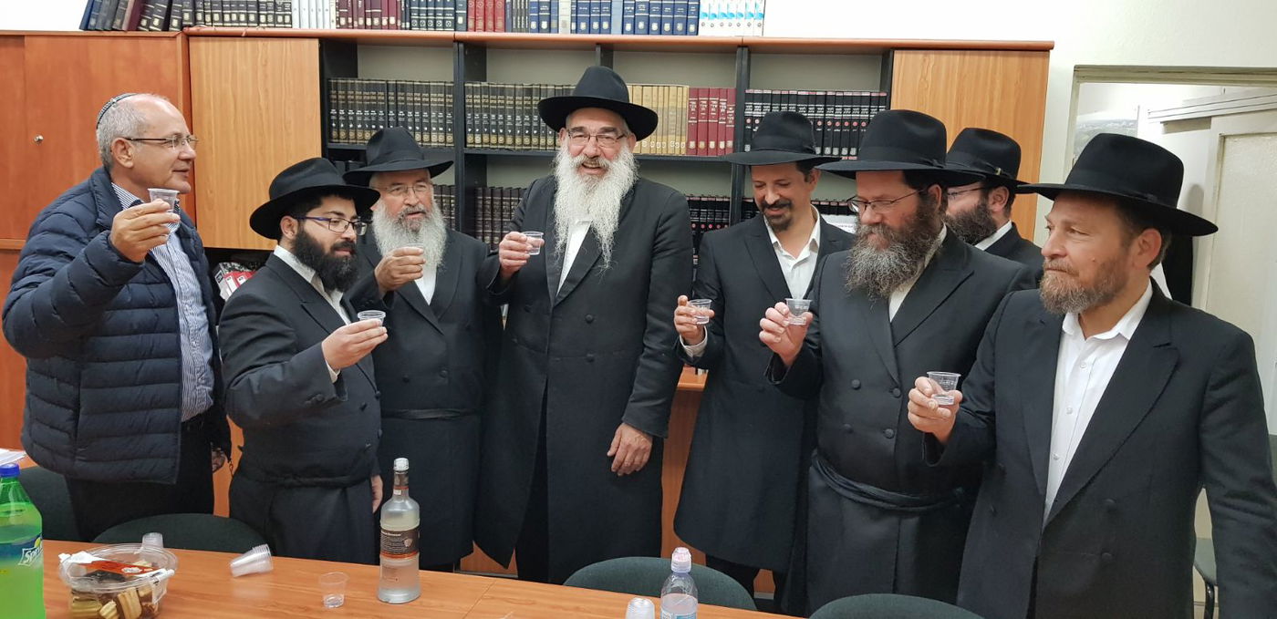 המהפך הושלם: יו"ר חדש לכפר חב"ד