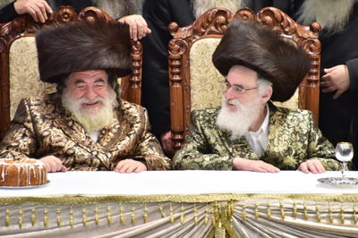 האדמו"רים מוזיניץ'