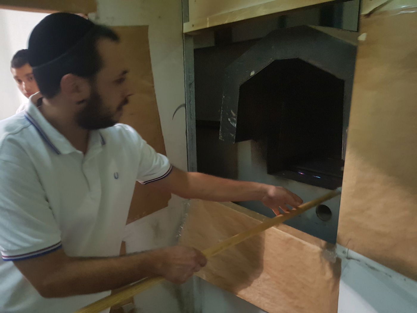 צפו: שירה וריקודים לכבוד הרב יעקב אמסלם