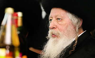 האדמו"ר מגור, ארכיון