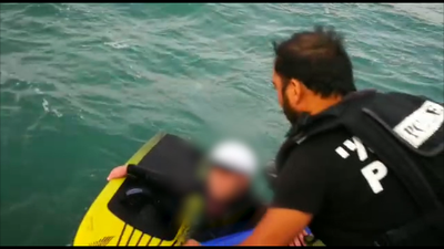 גולש רוח אותר באפיסת כוחות וחולץ לחוף