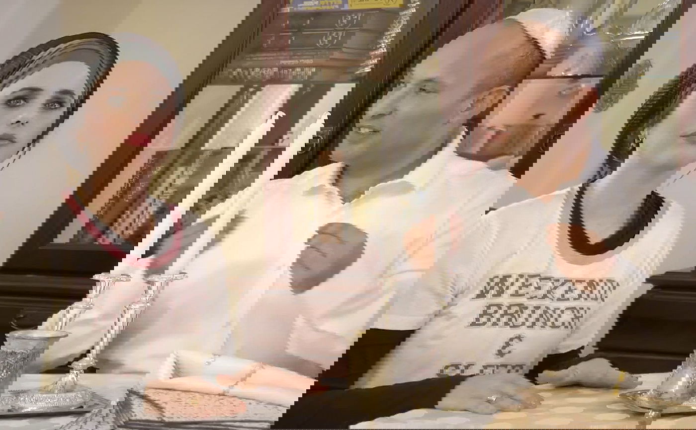 בנט ושקד בסרטון הברכה לחג