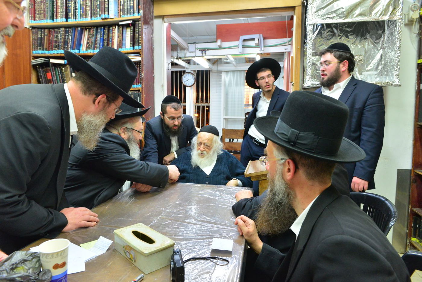 הנהלת החיידר במעונו של הגר"ח, אמש