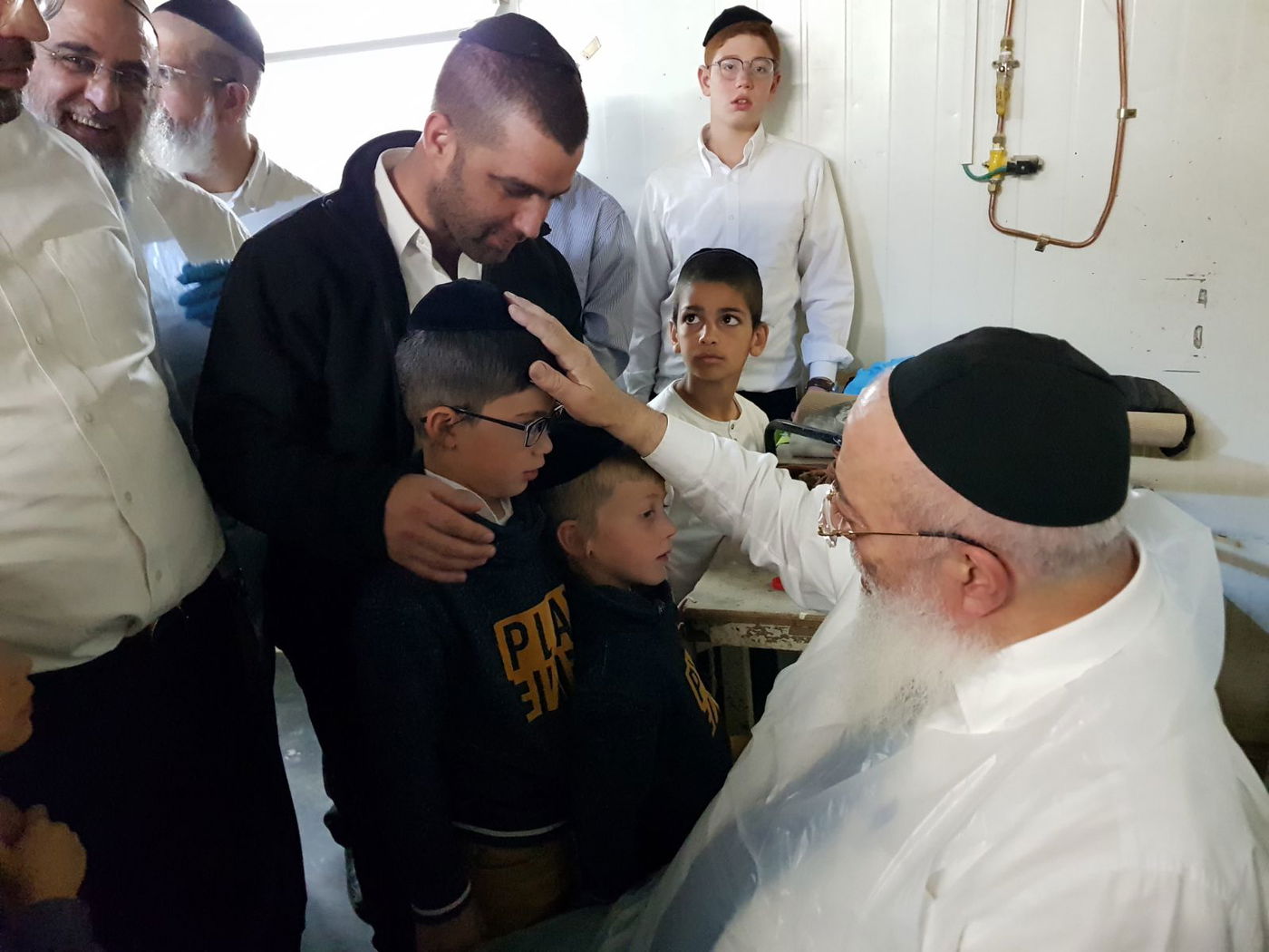 לאחר חצות: הראשונים לציון באפיית מצות