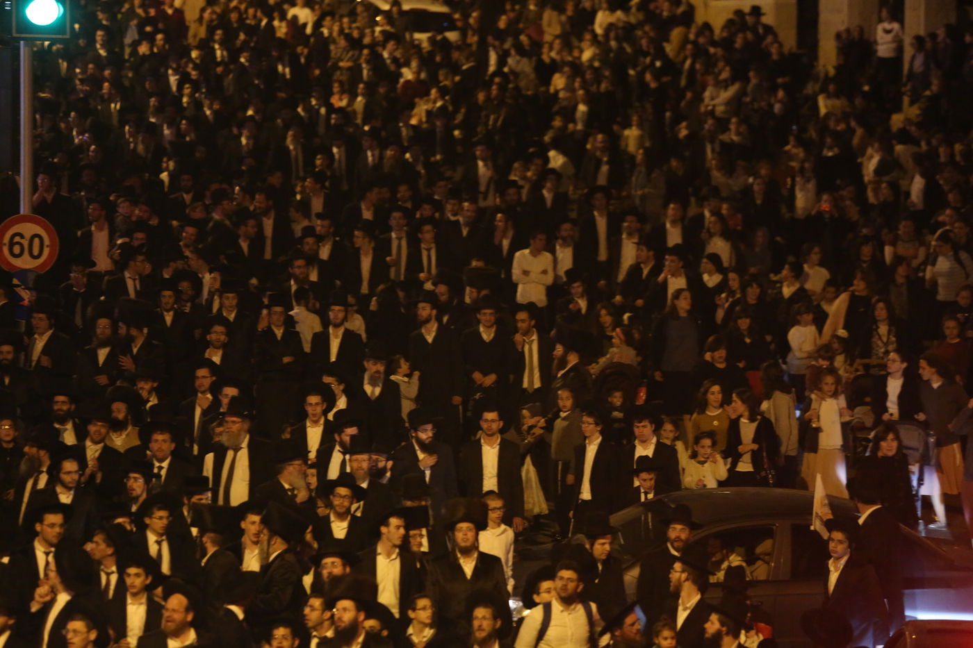 עצרת "הפלג הירושלמי": שני הרבנים סומנו כמנהיגים