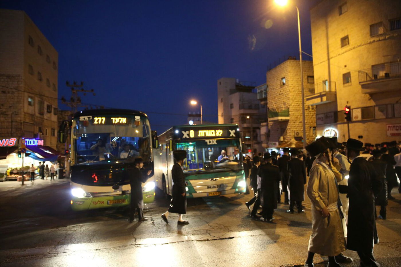 המחאה: רחוב בר אילן שוב נחסם לתנועה