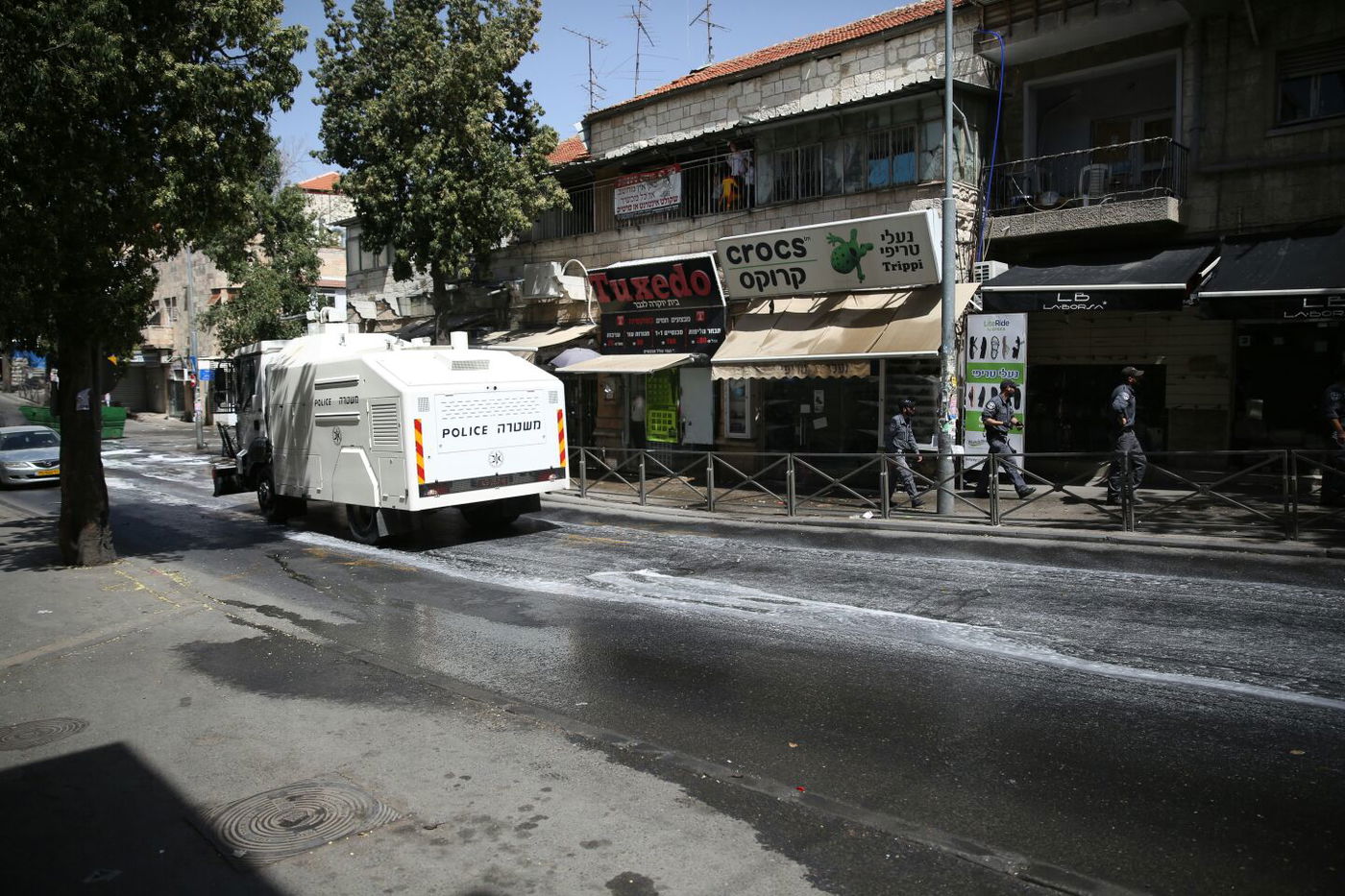 צפו: הפגנות סוערות בירושלים ובבית שמש נגד נתיחת גופת הפעוט