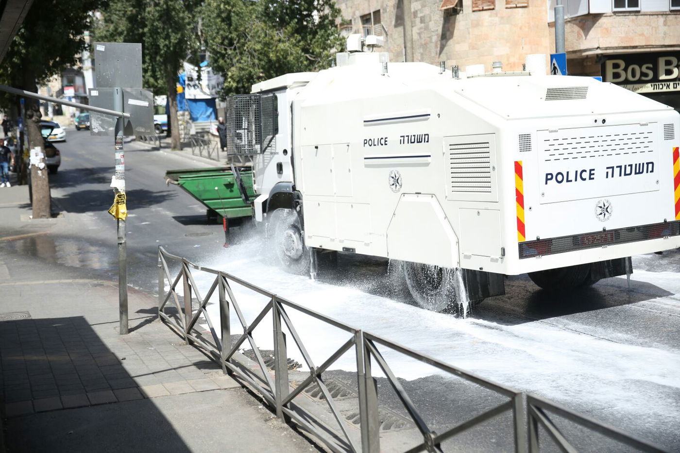 צפו: הפגנות סוערות בירושלים ובבית שמש נגד נתיחת גופת הפעוט