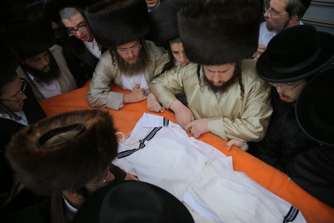 תיעוד מסכם: הלווית הפעוט החרדי בי-ם