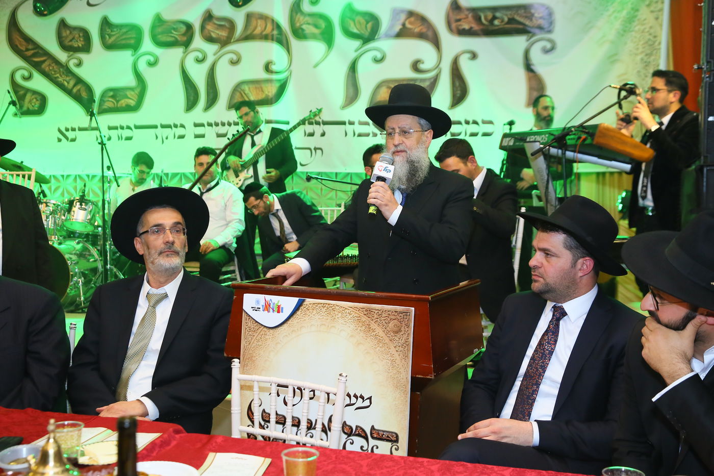 צפו: המימונה המרכזית בירושלים של פיני עזרא