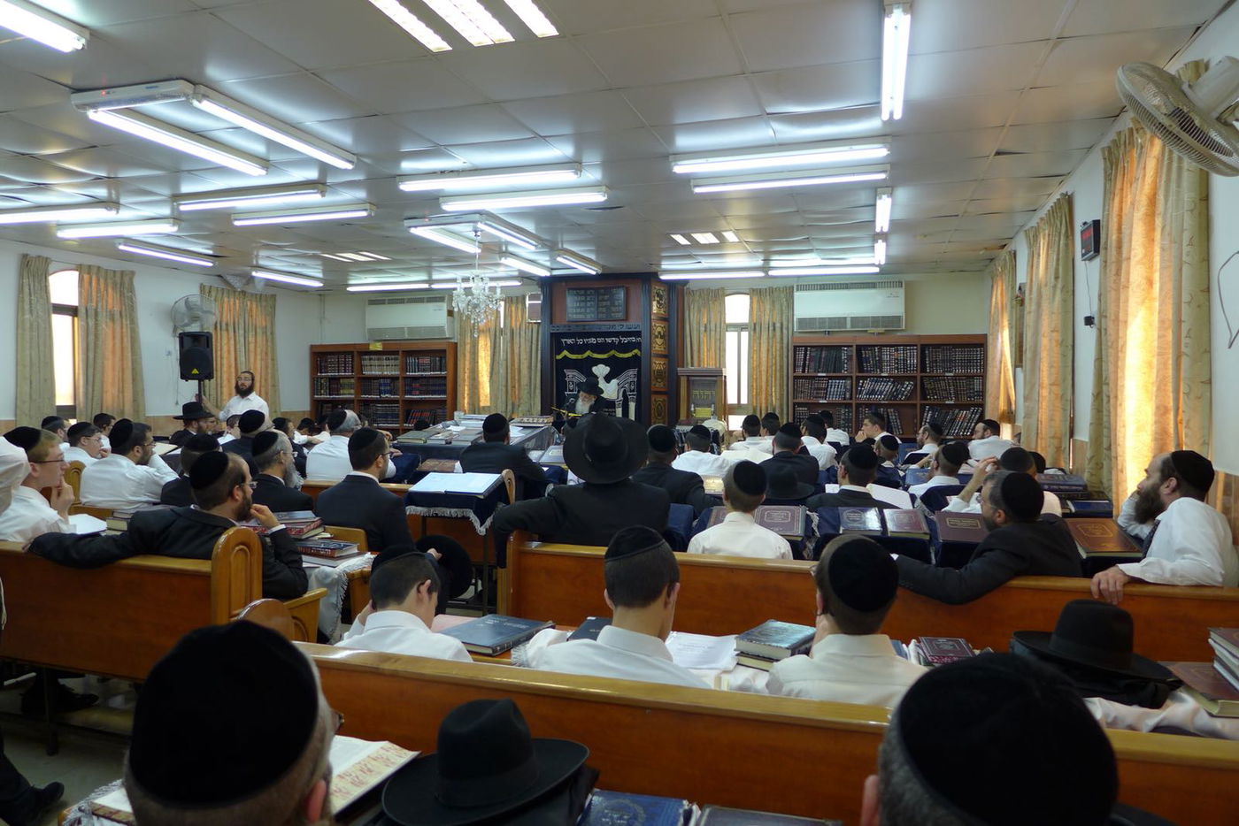 פסח במחיצת הגאון רבי עזריאל אוירבך • סיקור ותיעוד