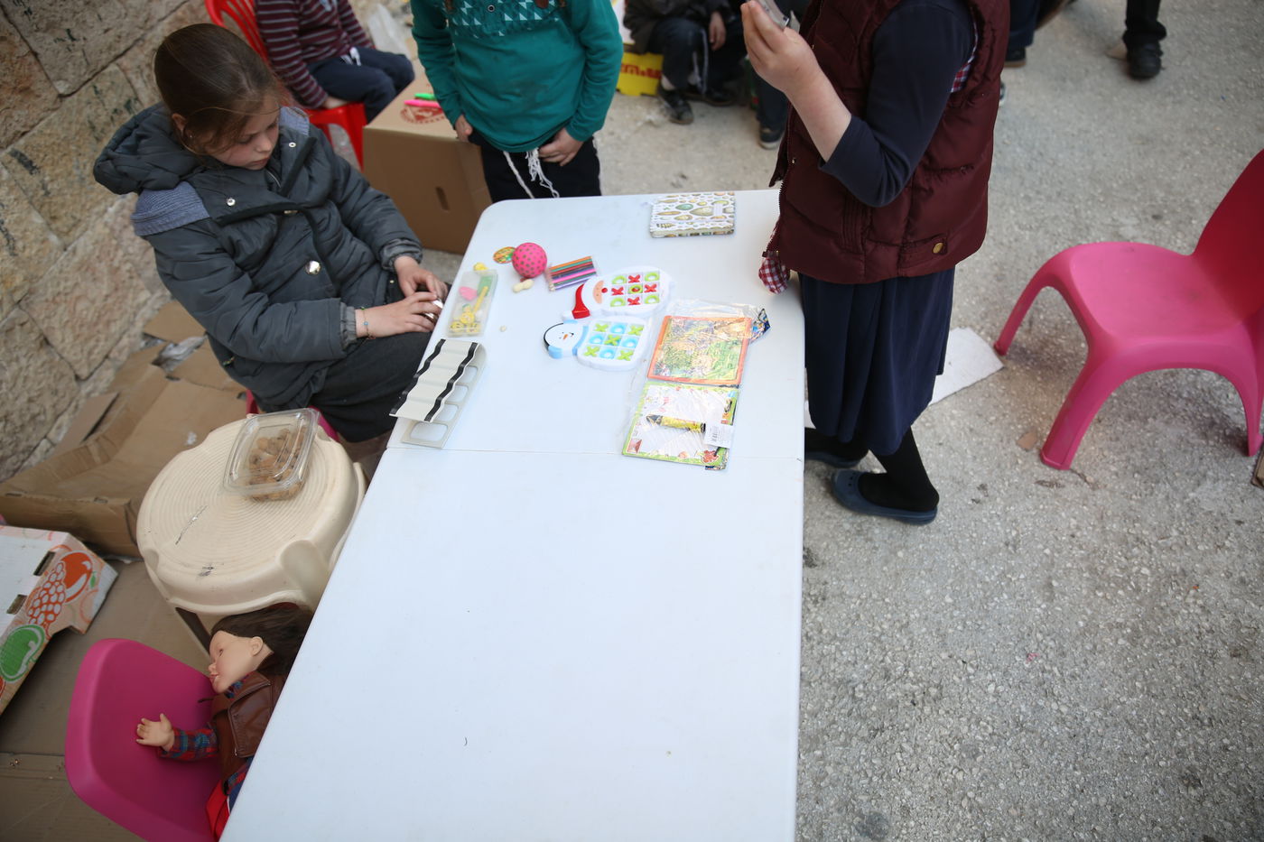 הצצה נדירה לשוק האג'ואים במאה שערים