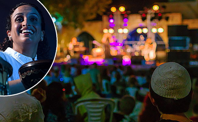 ניני על רקע הופעה. אילוסטרציה