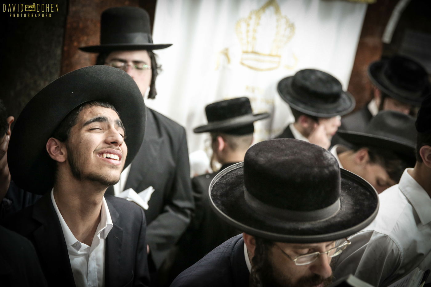 בחורי קהילת 'פרושים' התפללו במירון • צפו