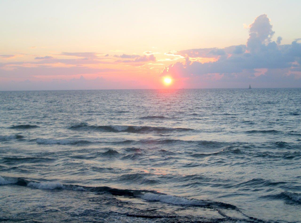 טיול לחופי תל אביב דרך עדשת המצלמה