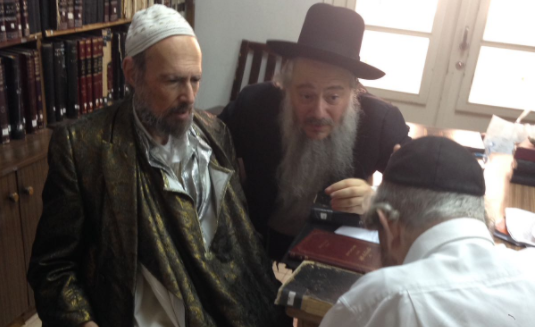 הגר"ד קוק בביתו של הגר"ד לנדו