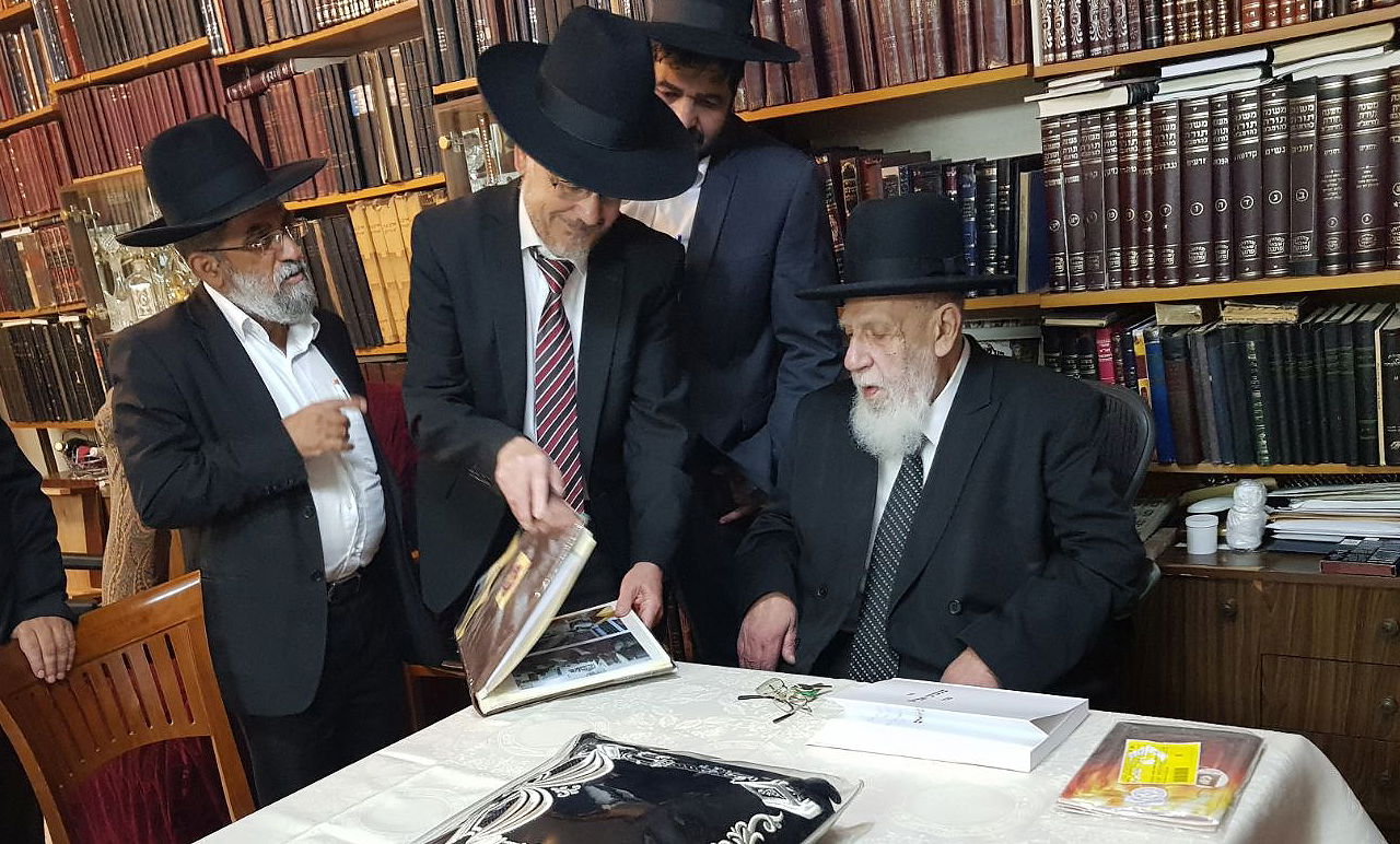 הרב אילוז עם נשיא המועצת