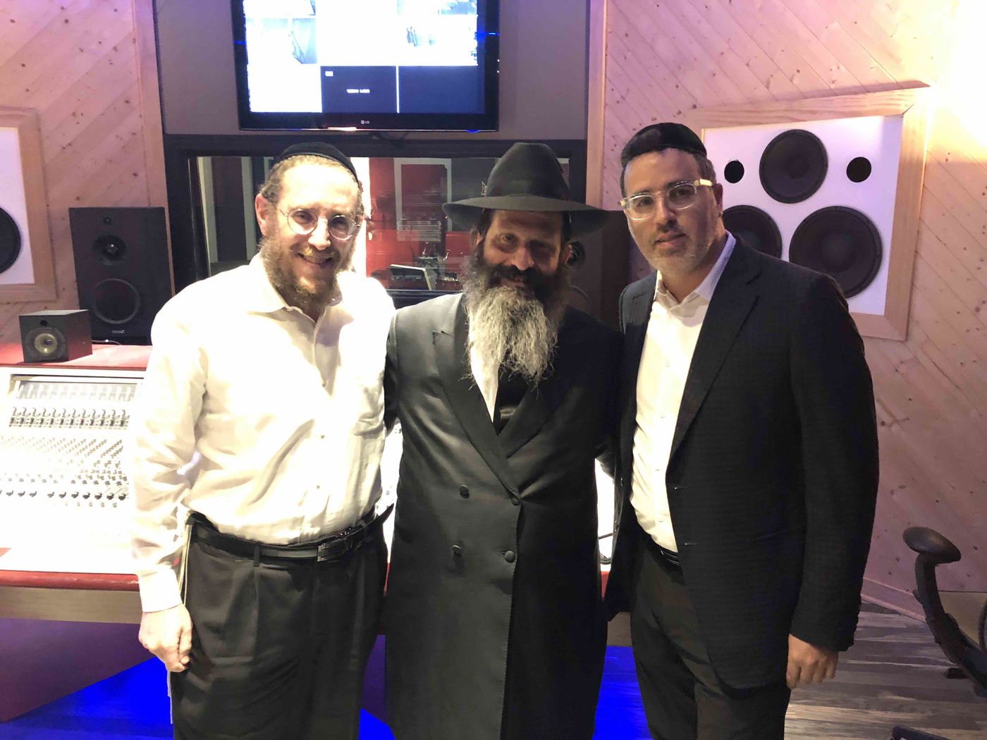 יעקב שוואקי בסינגל חדש - "אלף בית גימל"