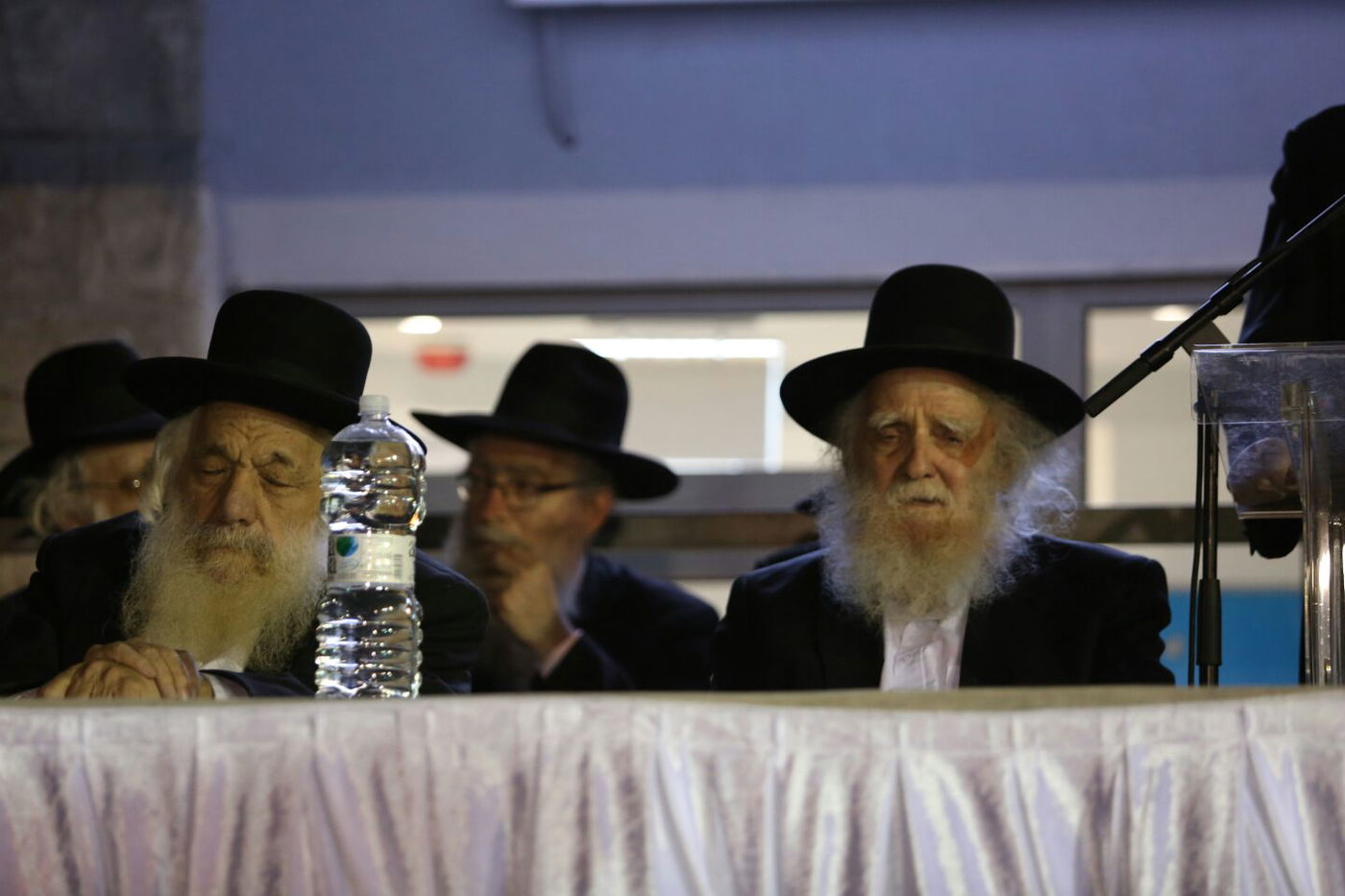 מאות הפגינו בירושלים על "גיוס בנות" • תיעוד