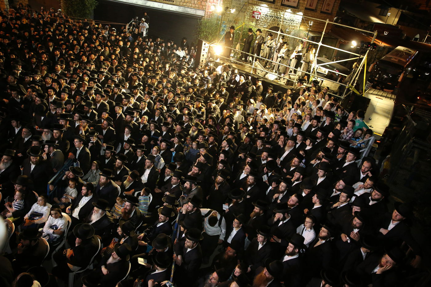 ההדלקה של רבי מיילך בידרמן בצפת • תיעוד