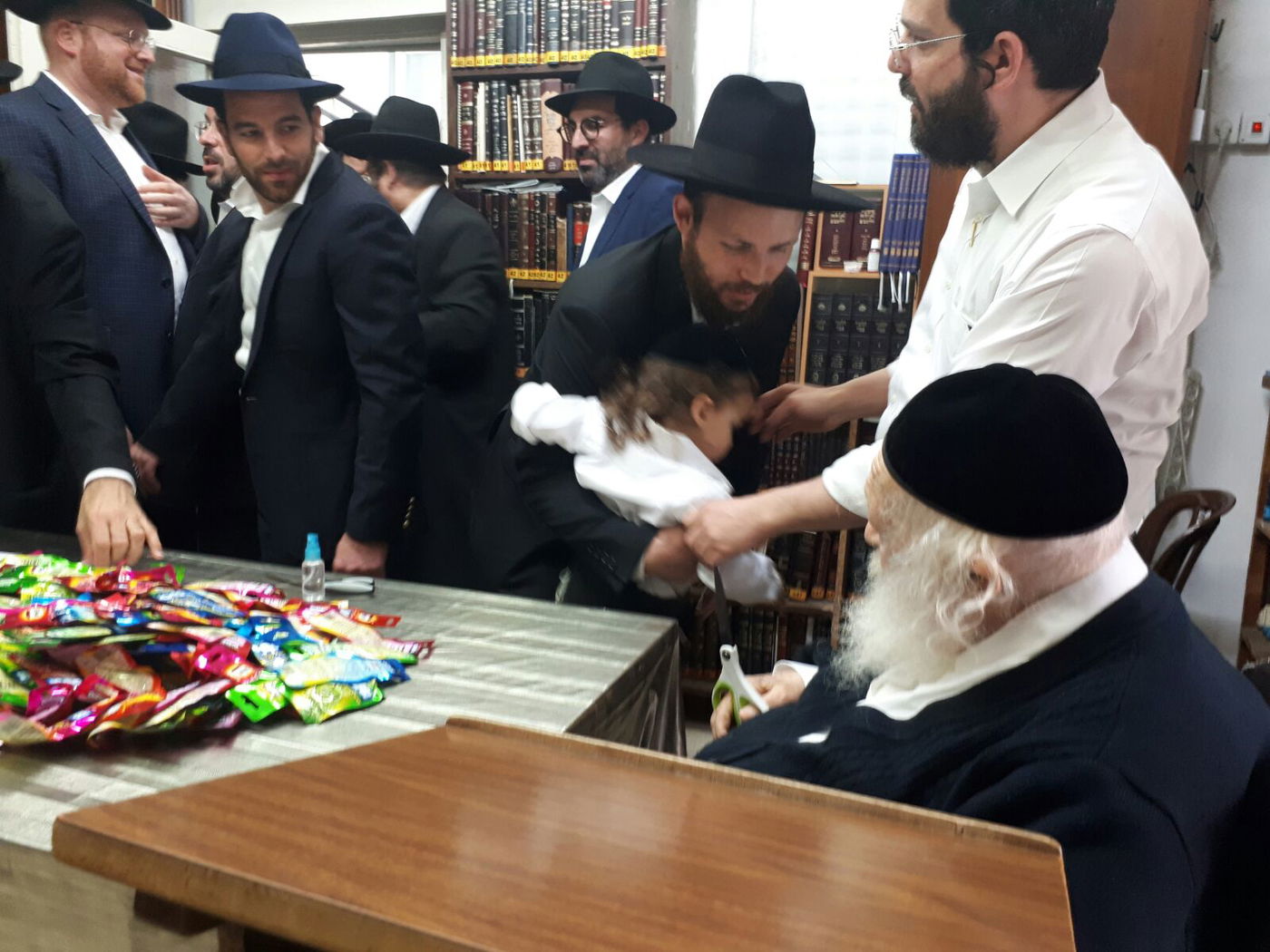 מרן הגר"ח קנייבסקי קיבל את ילדי החלאקה